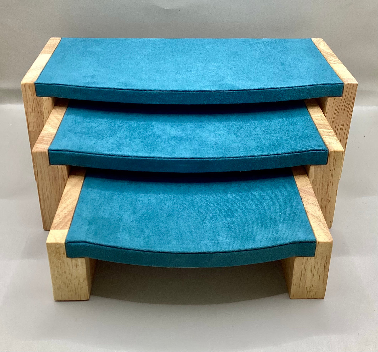 Exhibidor 3 mesas Madera de Bambú