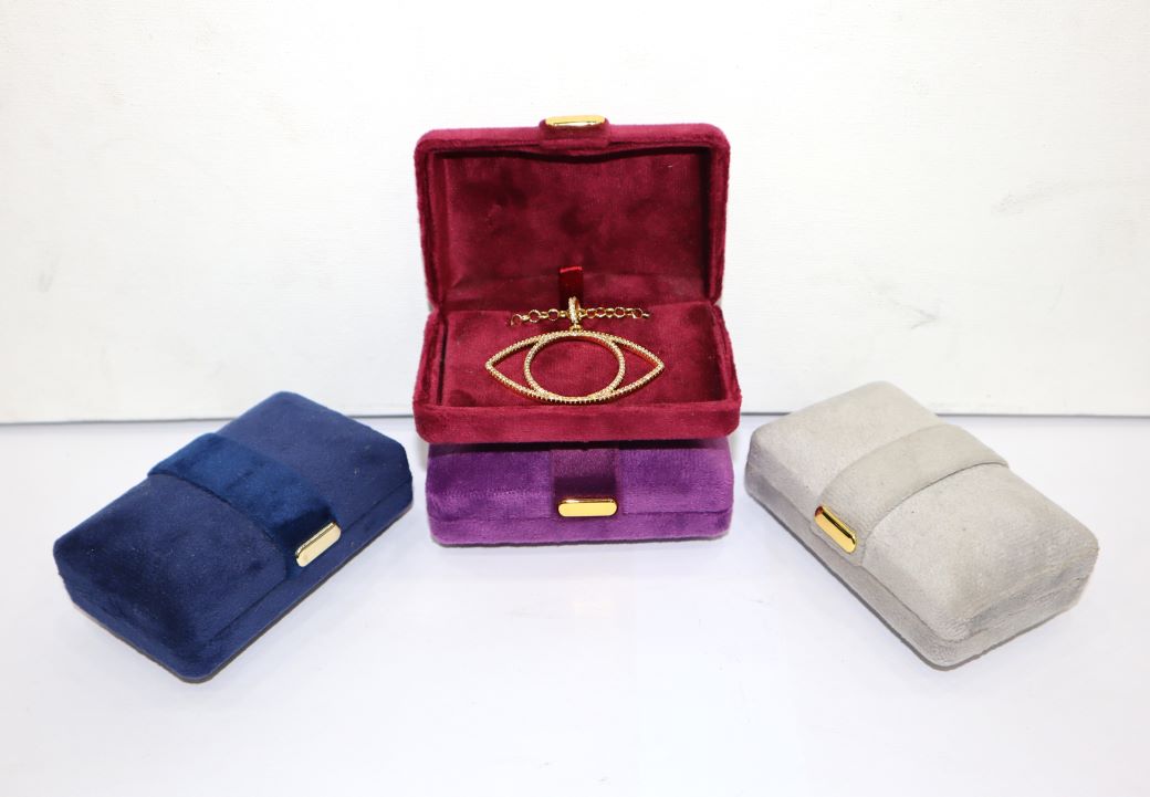 Caja Colgante Cinta/Terciopelo