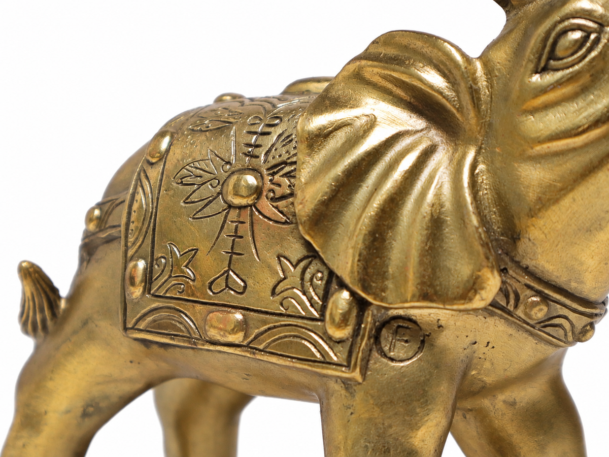 Elefante de Latón con baño de oro